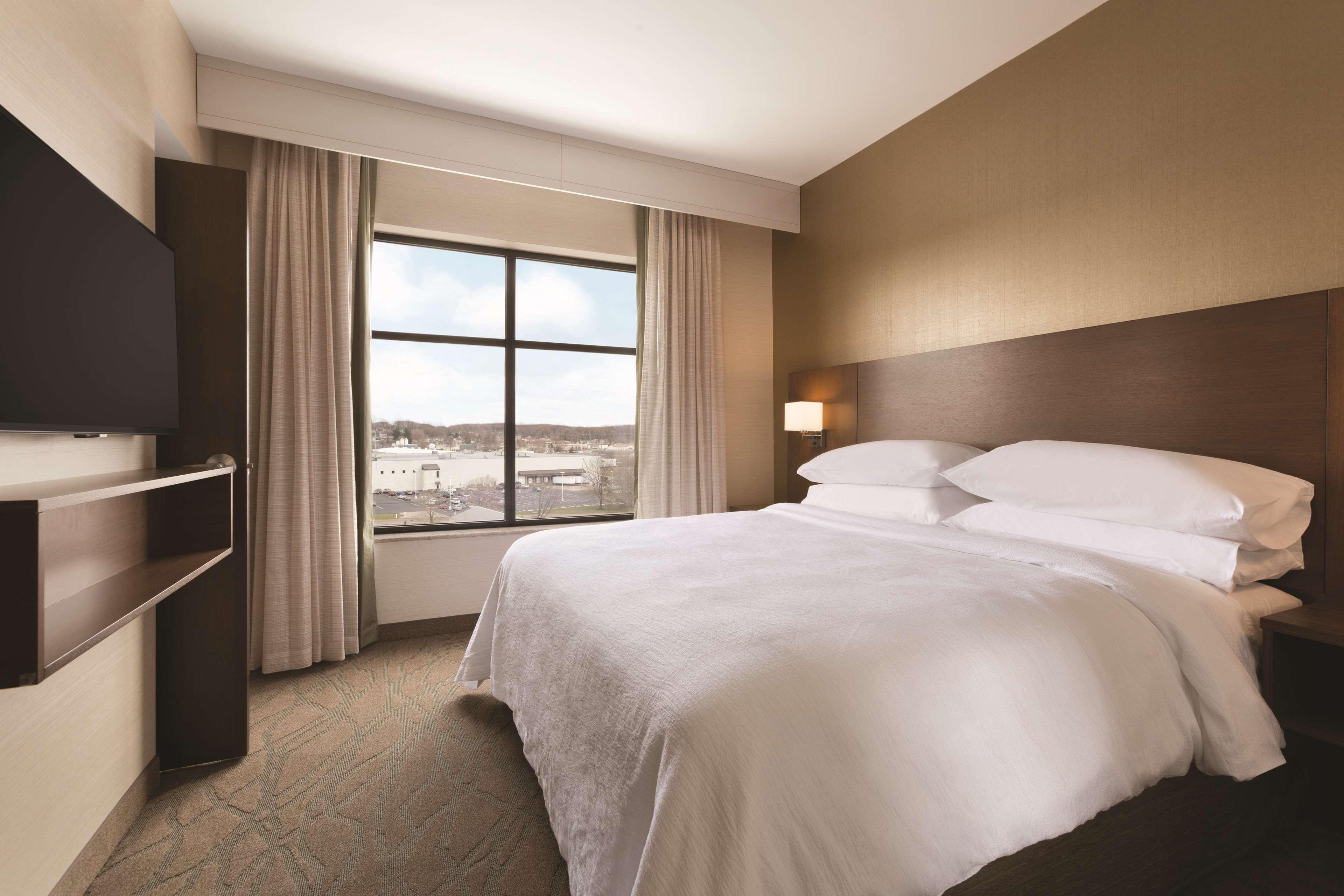Embassy Suites By Hilton Akron Canton Airport Норт-Кантон Экстерьер фото